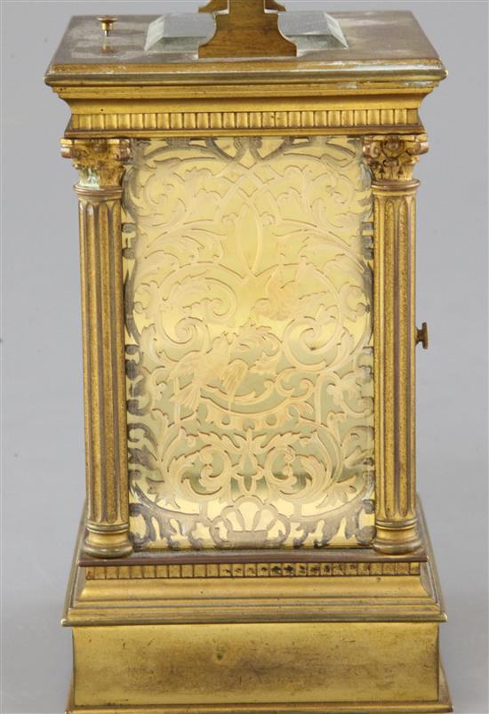 An early 20th century French quarter repeating carriage alarm clock, by Le Roy & Fils, Palais Royale, height 7in.